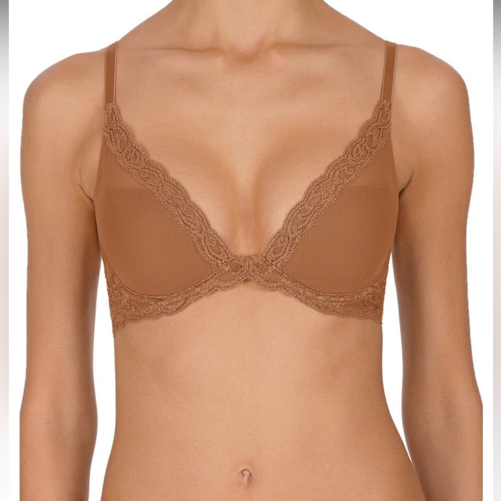 BNWT Natori Feathers Bra in Glow